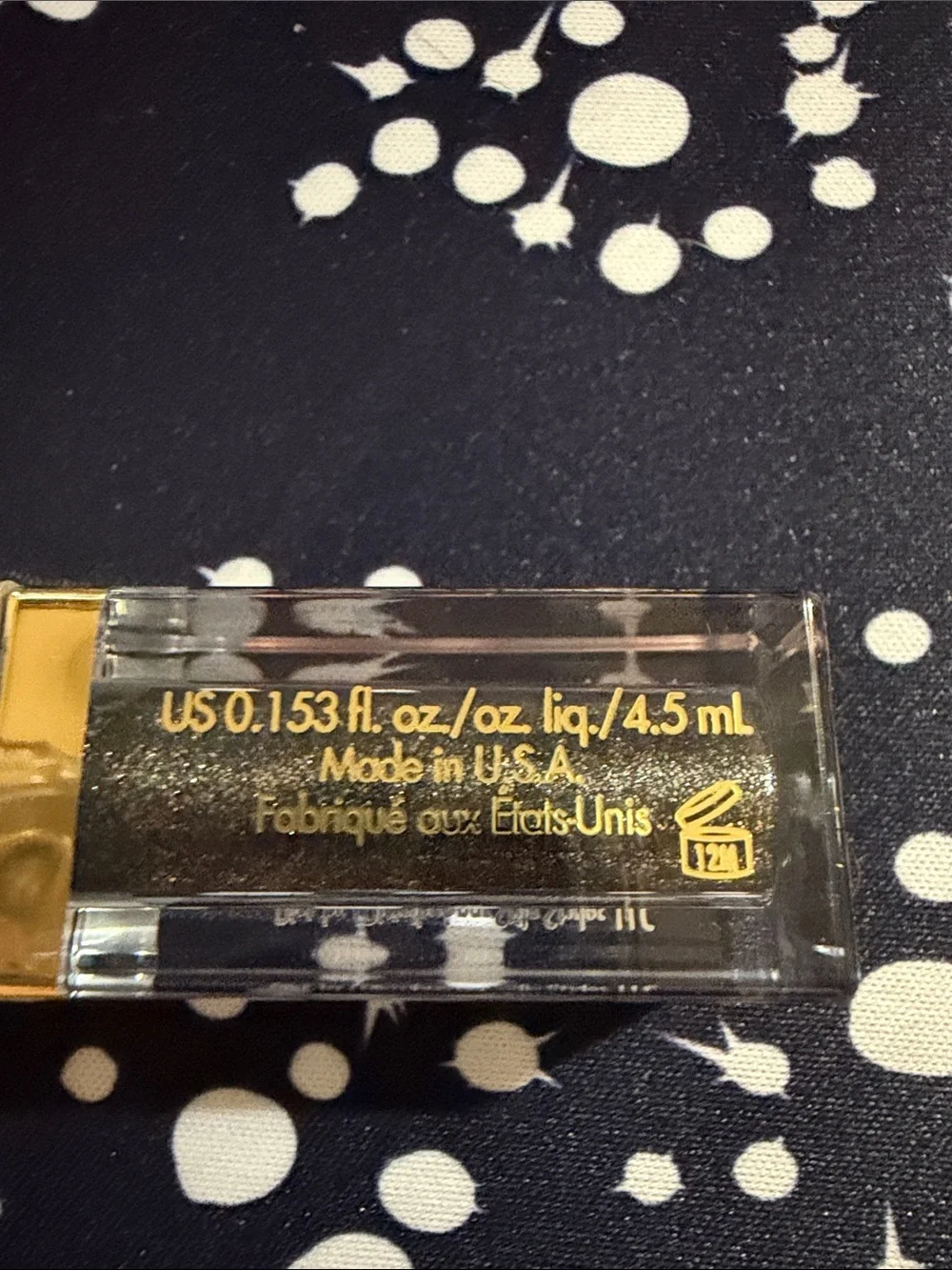 Stila Glitter & Glow Liquid Eye Shadow in Molten Midnight